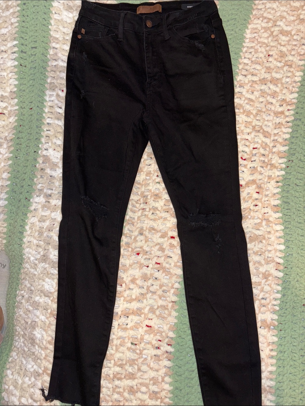 Women’s Skinny Distressed Jeans